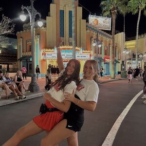 Meet your Posher, Ava